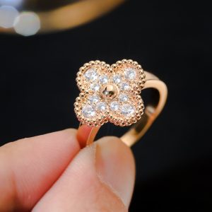 Vintage Alhambra ring_ 18K rose gold_ Diamond_ _yyt