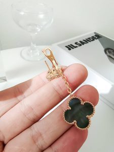 Magic Alhambra earrings_ 2 motifs_ 18K rose gold__y